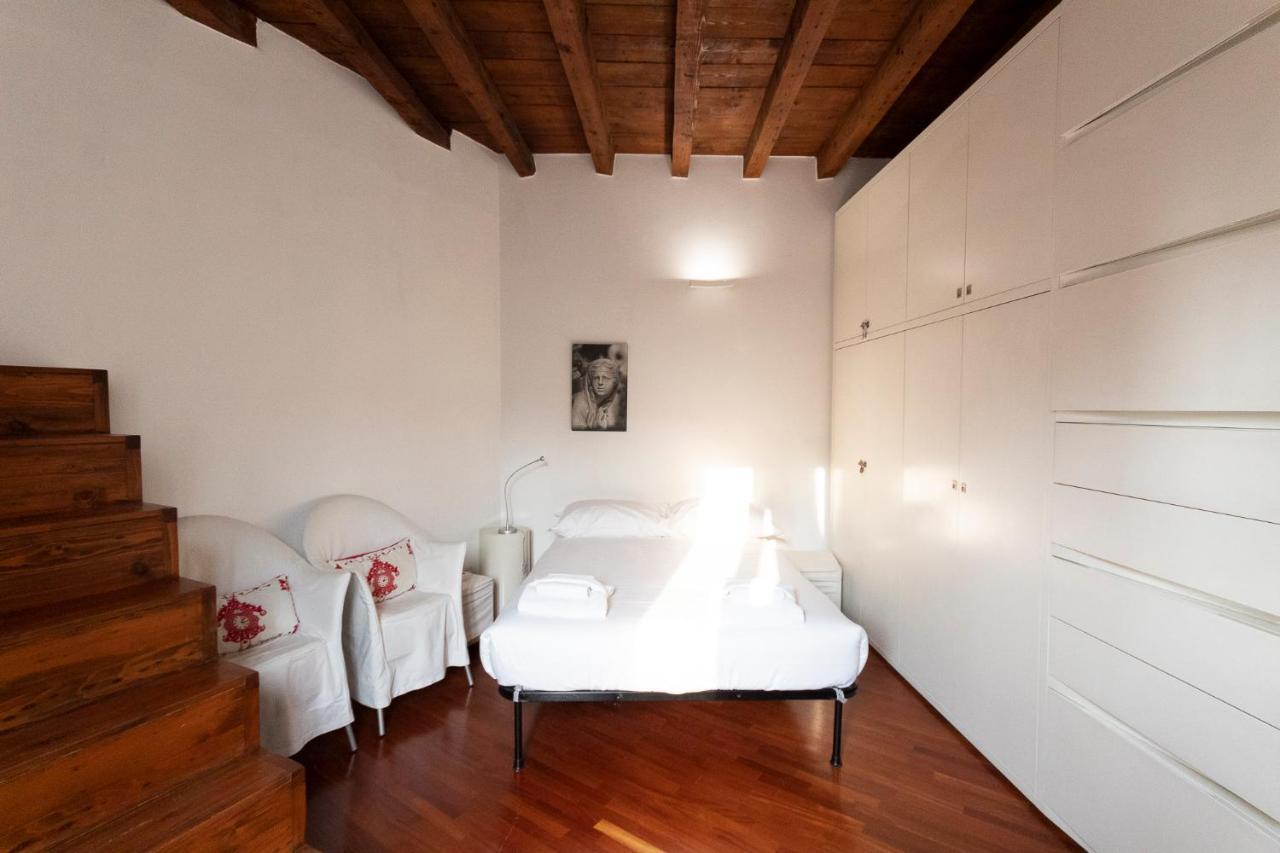 Anfiteatro Apartment In Brera Milán Exteriér fotografie